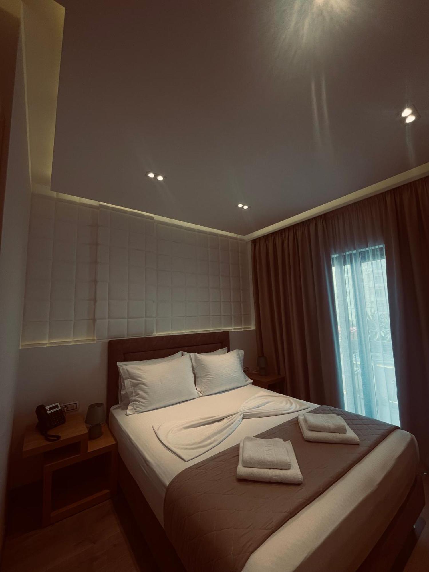 Hotel Sole Саранде Екстериор снимка
