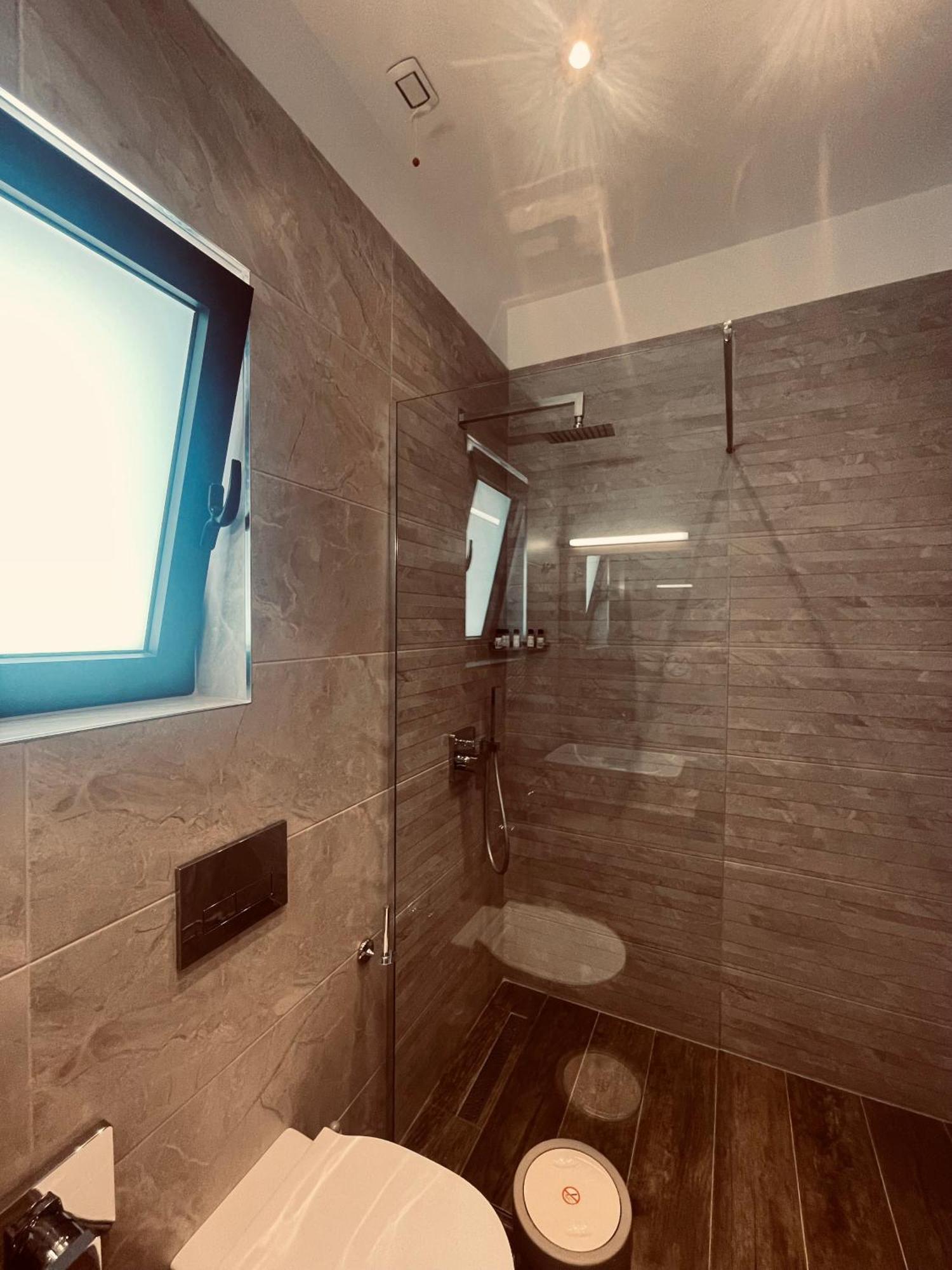 Hotel Sole Саранде Екстериор снимка