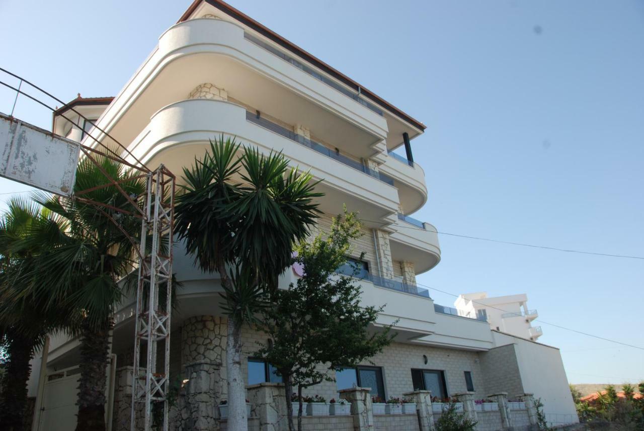 Hotel Sole Саранде Екстериор снимка